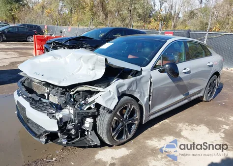 2022 Kia K5 Gt-Line из США, поврежденный, VIN 5XXG64J27NG158474